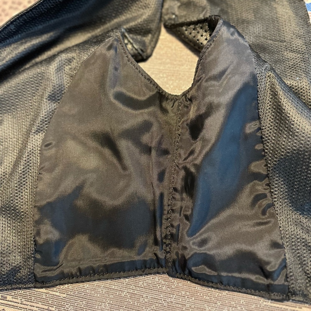 Leather Biker Vest 12 - Picture 8 of 8